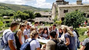 Découverte du patrimoine de midi-pyrénées à travers des activités d'équipe originales